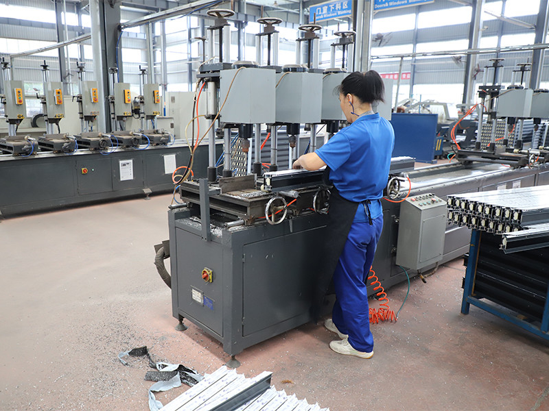 Shiny-Control Technology Develop (Beijing) Co., Ltd. Produktionslinie des Herstellers