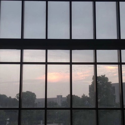 Gewerbliche Gebäude Glas Vorhangwand kundenspezifischer versteckter Rahmen Büro Vorhangwand